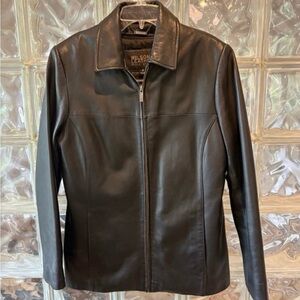 Vintage Women’s Wilsons Leather Jacket-size small